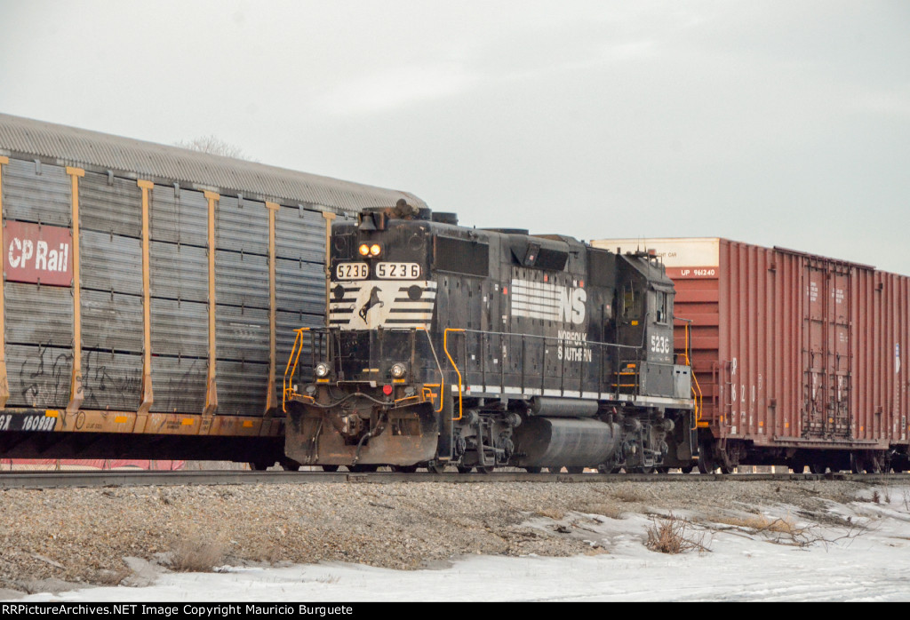 NS GP38-2 Locomotive making moves in the yard